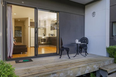 Sunshine Retreat - Whitianga Holiday Apartment