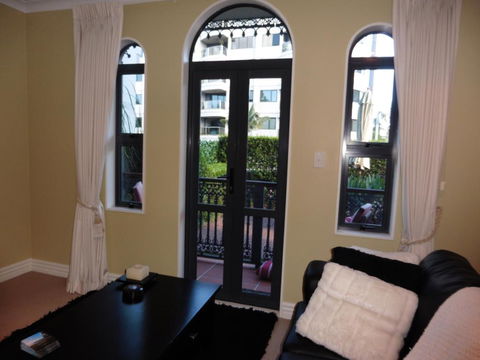 Takapuna Accommodation - Tourism Bookings NZ 1