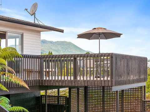 Taupo Panorama - Lake Taupo Holiday Home - Tourism Bookings NZ 0