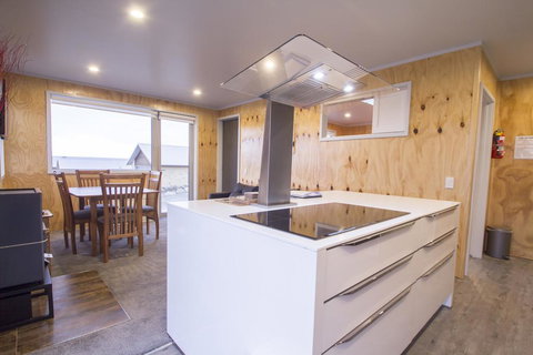 Tekapo Blue Cottage - Tourism Bookings NZ 1