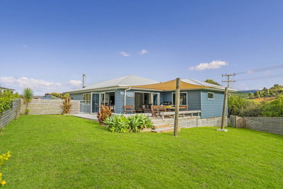 The Blue Rendevous - Whangamata Holiday Home