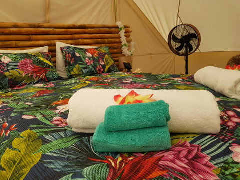 The Luxury Honolulu With Private Bar At Paradise Valley Glamping - Tourism Bookings NZ 3