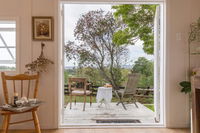 Thistle and Pine Cottage Farmstay