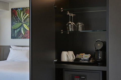 Travelodge Hotel Auckland Wynyard Quarter - Tourism Bookings NZ 1