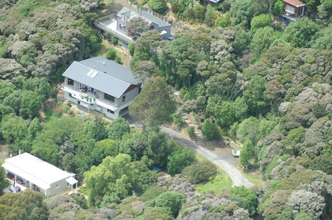 Treetops B&B - Tourism Bookings NZ 0