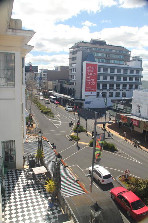 VR Hamilton - Tourism Bookings NZ 3