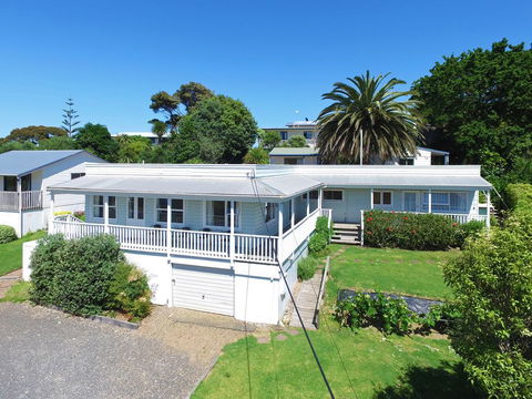 Waiheke Island Motel - Tourism Bookings NZ 1