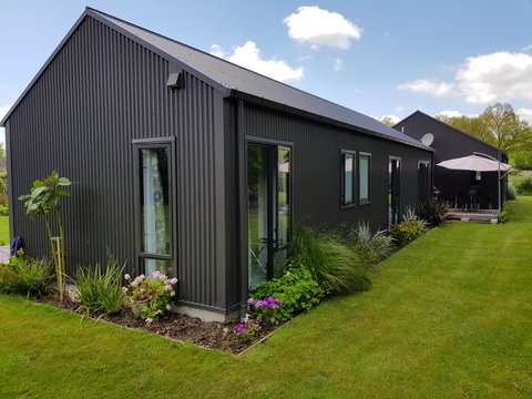 Watershed - Lake Karapiro - Tourism Bookings NZ 2