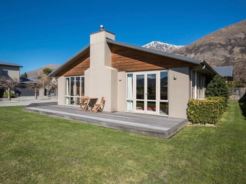 Whare Koa - Queenstown Holiday Home - Tourism Bookings NZ 0