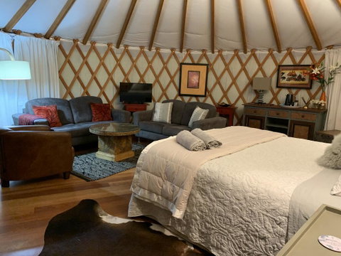 Yurtopia Luxury Glamping - Tourism Bookings NZ 2