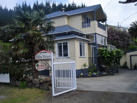Palm House B&B & Cottage - Tourism Bookings NZ 0