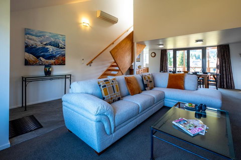 LAKE VILLA 466 - Tourism Bookings NZ 2