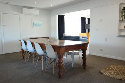 1 - Delightfully Fresh, Private Home Close To Town - Tourism Bookings NZ 1