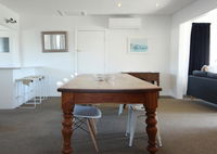 1 - Delightfully fresh private home close to town