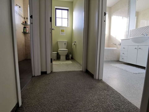 7Vhouse-Lake Side(big B&B Home) - Tourism Bookings NZ 1