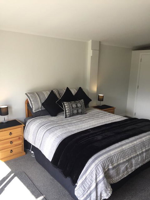 A Cut Above - The Gateway To The Bay Of Islands - Tourism Bookings NZ 2