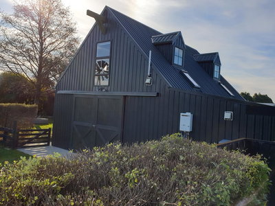 Accommodation At Lakeside