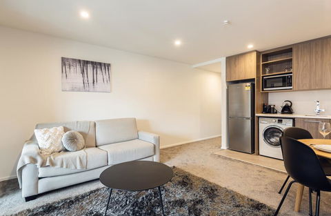 Affordable Apartment On Hagley - Tourism Bookings NZ 3