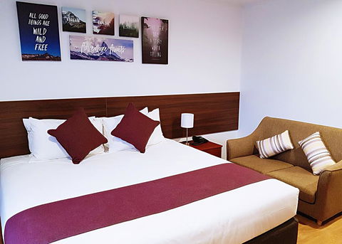 Airport Garden Inn Hotel & Conference Centre - Tourism Bookings NZ 1