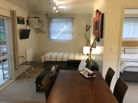 Angie's Rural Retreat - Tourism Bookings NZ 3