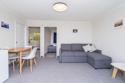 Apartment Bach - Tourism Bookings NZ 3