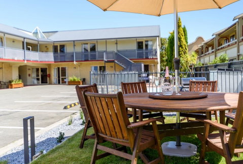 Apex Motorlodge - Tourism Bookings NZ 3