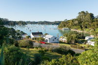 Arcadia Lodge Russell