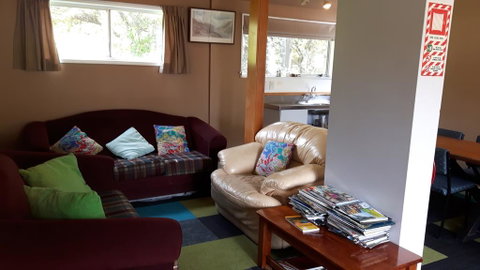Arthur's Pass YHA, The Mountain House - Tourism Bookings NZ 2