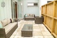 Aston Road Villa Bed  Breakfast