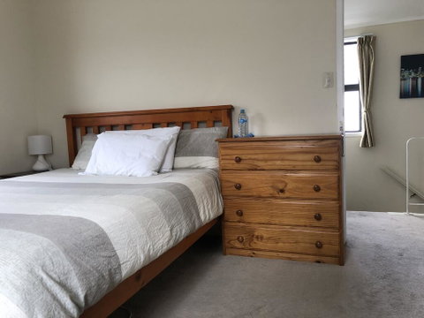 Auckland HQ Holiday Home - Tourism Bookings NZ 2