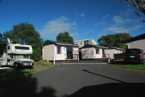 Avondale Motor Park - Tourism Bookings NZ 0
