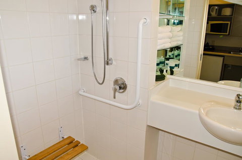 Beachfront Motel - Tourism Bookings NZ 1