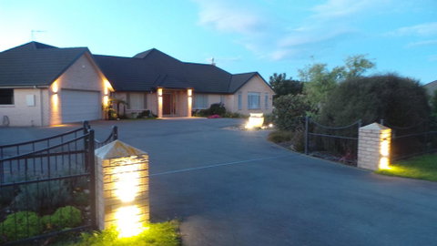 Boyce Boudoir - Tourism Bookings NZ 2