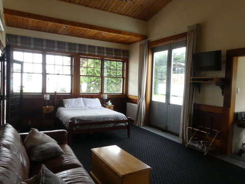 Bramley's Stables And Accommodation - Tourism Bookings NZ 1