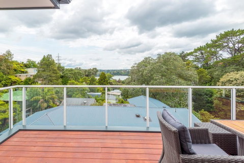 Brand New 5BR Modern Homes With View Of The Bay - Tourism Bookings NZ 3