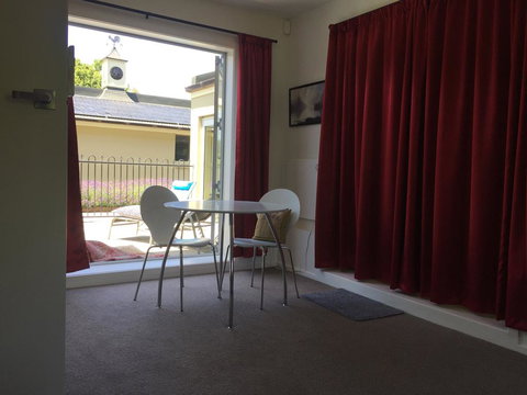 Broadoak Guest Wing - Tourism Bookings NZ 1