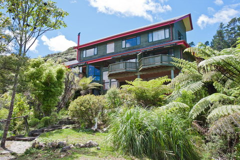 Buffalo Lodge - Tourism Bookings NZ 2