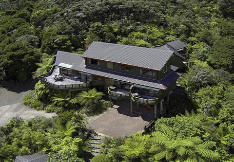 Buffalo Lodge - Tourism Bookings NZ 0