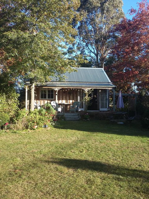 Bumblebee Cottage - Tourism Bookings NZ 0