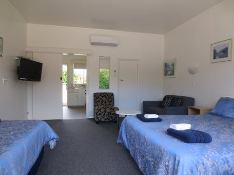 Cambrian Lodge Motel - Tourism Bookings NZ 3