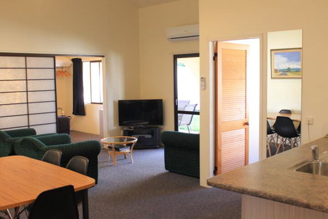 Captains Quarters Motor Inn - Tourism Bookings NZ 2