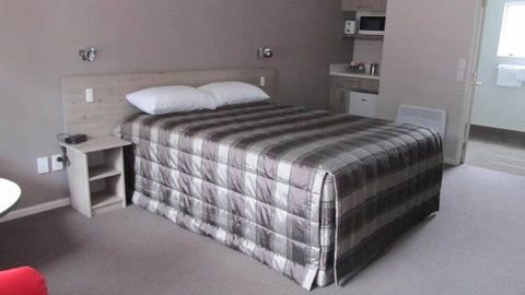 Carramar Motor Inn - Tourism Bookings NZ 3