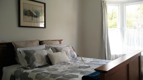 Character Home On Historic Nelson Street - Tourism Bookings NZ 3