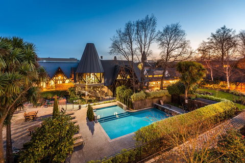 Chateau On The Park - Christchurch, A Doubletree By Hilton - Tourism Bookings NZ 0