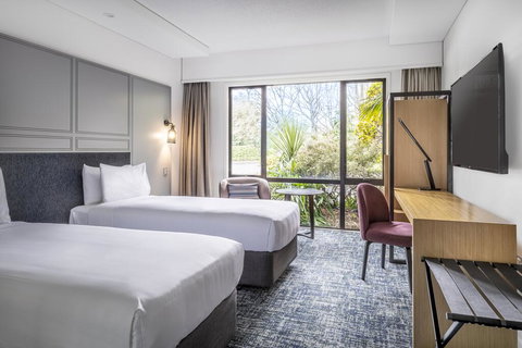 Chateau On The Park - Christchurch, A Doubletree By Hilton - Tourism Bookings NZ 3