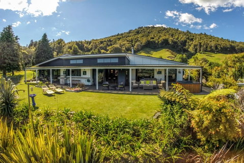 City Lights Boutique Lodge - Tourism Bookings NZ 0
