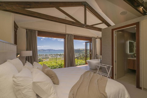 Cooks Gate - Tourism Bookings NZ 3