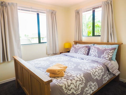 Cul-de-sac Home In Hamilton - Tourism Bookings NZ 3