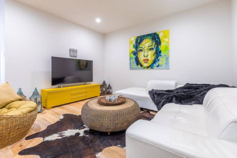 Designer Ground Floor Apartment In Ponsonby - Tourism Bookings NZ 0