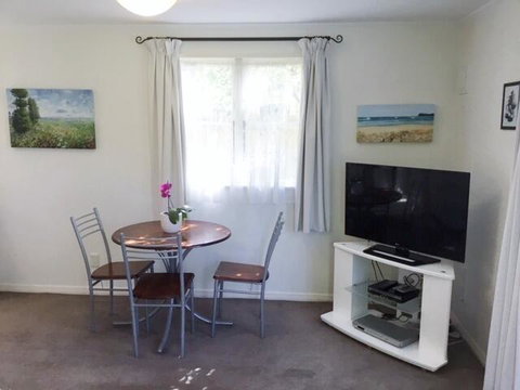 Devonia Cottage Devonport NZ Luxury Accommodation - Tourism Bookings NZ 2